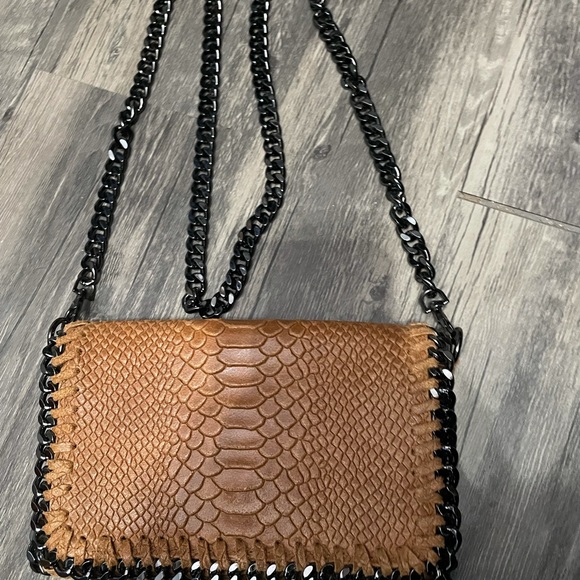 Italian leather crossbody - Picture 2 of 6